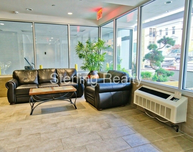 23-15 Astoria Boulevard - Photo Thumbnail 7