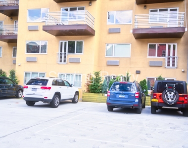 23-15 Astoria Boulevard - Photo Thumbnail 17