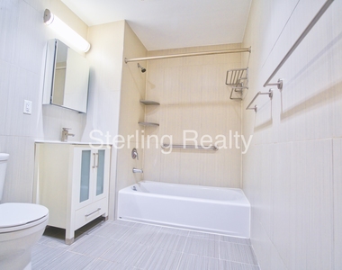 23-15 Astoria Boulevard - Photo Thumbnail 13