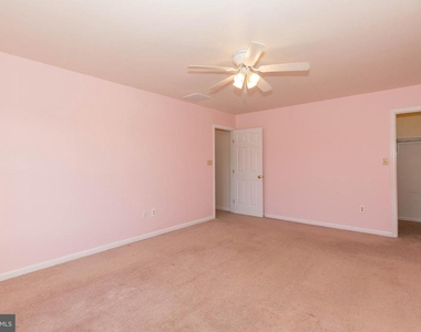 180 Muirfield Court - Photo Thumbnail 36