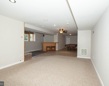 180 Muirfield Court - Photo Thumbnail 45
