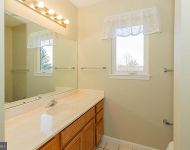180 Muirfield Court - Photo Thumbnail 48