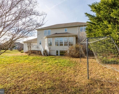 180 Muirfield Court - Photo Thumbnail 52