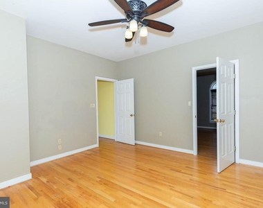 180 Muirfield Court - Photo Thumbnail 6