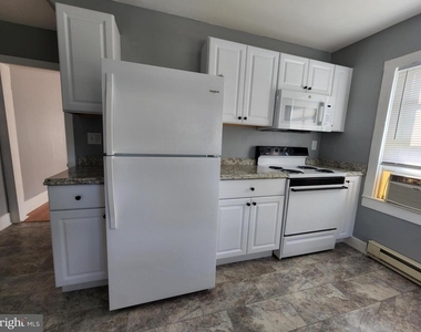 105 George Street N - Photo Thumbnail 5