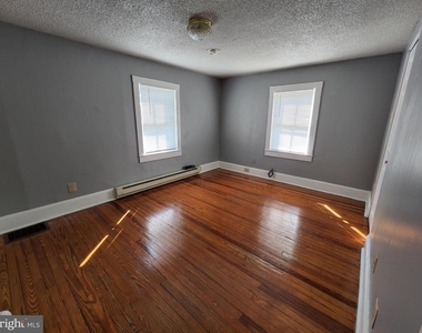 105 George Street N - Photo Thumbnail 10