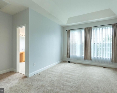 391 Sheerer Drive - Photo Thumbnail 19