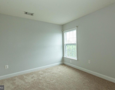 391 Sheerer Drive - Photo Thumbnail 34
