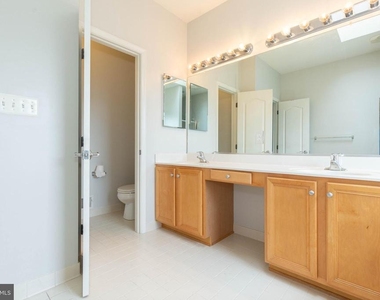 391 Sheerer Drive - Photo Thumbnail 23