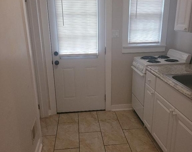 129 E Germain Street - Photo Thumbnail 2