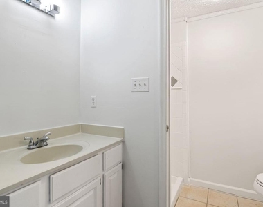 302 Ridgecrest Court - Photo Thumbnail 19