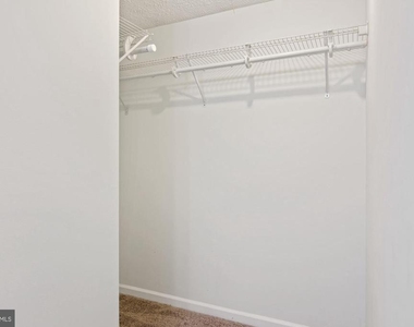 302 Ridgecrest Court - Photo Thumbnail 22