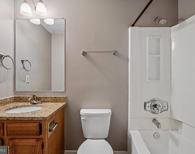 11106 Huntington Woods Circle - Photo Thumbnail 12