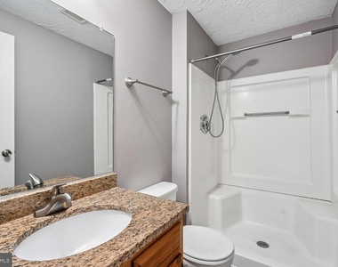 11106 Huntington Woods Circle - Photo Thumbnail 7