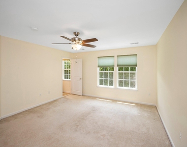 4604 Alliance Way - Photo Thumbnail 7