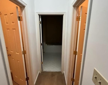 11002 Jaguar Court - Photo Thumbnail 5