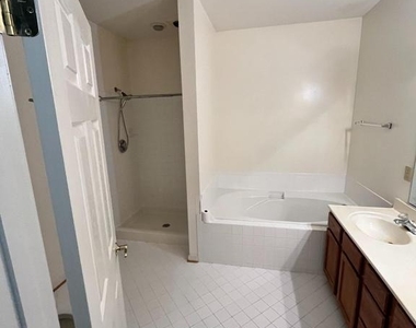 11002 Jaguar Court - Photo Thumbnail 6