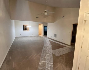11002 Jaguar Court - Photo Thumbnail 11