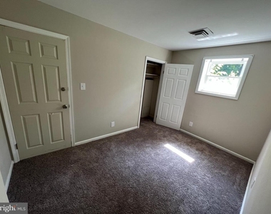 18402 Cedar Drive - Photo Thumbnail 7