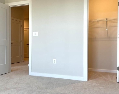 223 B Park Central Terrace - Photo Thumbnail 41
