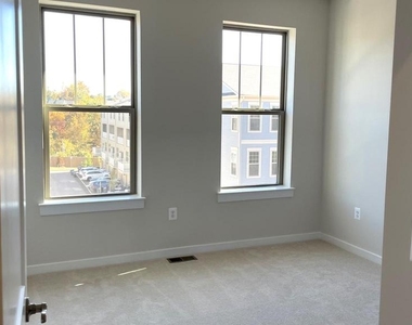 223 B Park Central Terrace - Photo Thumbnail 38