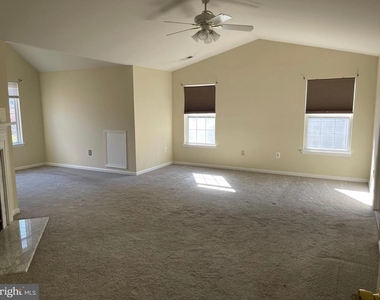 15518 Toddsbury Lane - Photo Thumbnail 25