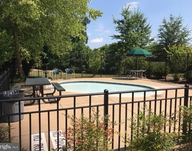 15518 Toddsbury Lane - Photo Thumbnail 43