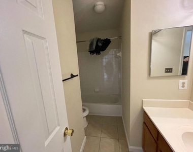 15518 Toddsbury Lane - Photo Thumbnail 14