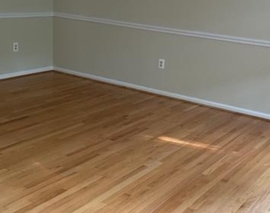 15518 Toddsbury Lane - Photo Thumbnail 5