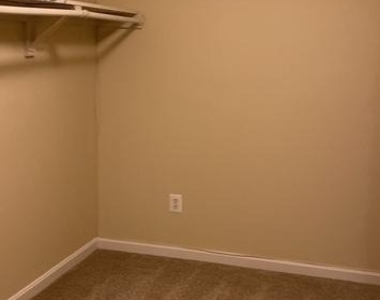 15518 Toddsbury Lane - Photo Thumbnail 38