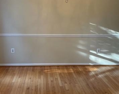 15518 Toddsbury Lane - Photo Thumbnail 4