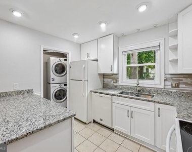 15718 Cranberry Court - Photo Thumbnail 3