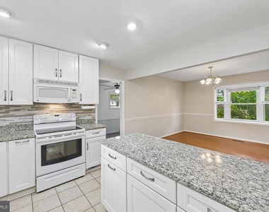 15718 Cranberry Court - Photo Thumbnail 4