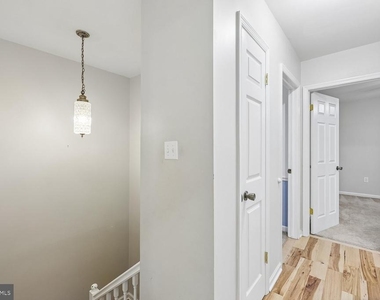15718 Cranberry Court - Photo Thumbnail 10