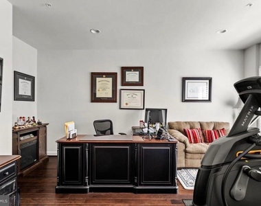 43386 Whitehead Terrace - Photo Thumbnail 3