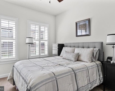 43386 Whitehead Terrace - Photo Thumbnail 24