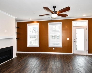 20739 Heron Landing Drive - Photo Thumbnail 4