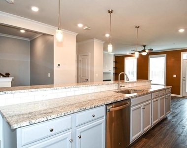 20739 Heron Landing Drive - Photo Thumbnail 13