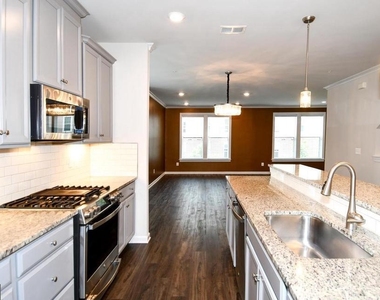 20739 Heron Landing Drive - Photo Thumbnail 9