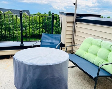 22964 Cabral Terrace - Photo Thumbnail 9