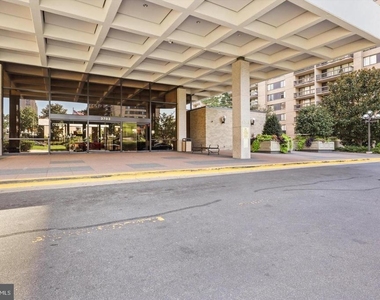 3705 S George Mason Drive - Photo Thumbnail 29
