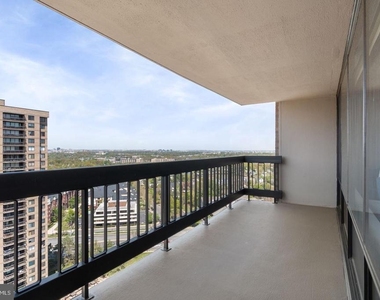 3705 S George Mason Drive - Photo Thumbnail 16
