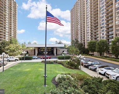 3705 S George Mason Drive - Photo Thumbnail 21