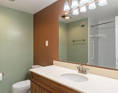 3705 S George Mason Drive - Photo Thumbnail 14
