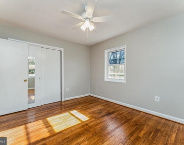5424 Ferndale Street - Photo Thumbnail 10