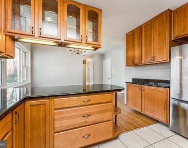 5424 Ferndale Street - Photo Thumbnail 16
