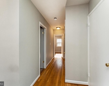 5424 Ferndale Street - Photo Thumbnail 7