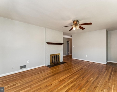 5424 Ferndale Street - Photo Thumbnail 4