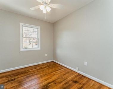 5424 Ferndale Street - Photo Thumbnail 11