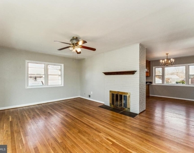 5424 Ferndale Street - Photo Thumbnail 3